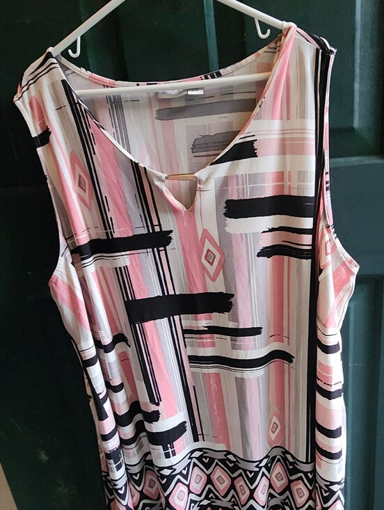 Avenue Tops - Avenue Pink & Black Geometric Sleeveless Tunic Top/Mini Dress Cutout Sz 24/26